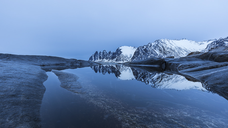 fotografiereis-senja-noorwegen-winter-noorderlicht-travelmarks-photography-bergen-noorse-huisjes-devils-jaw-ongerepte-natuur-hidden-gem-39