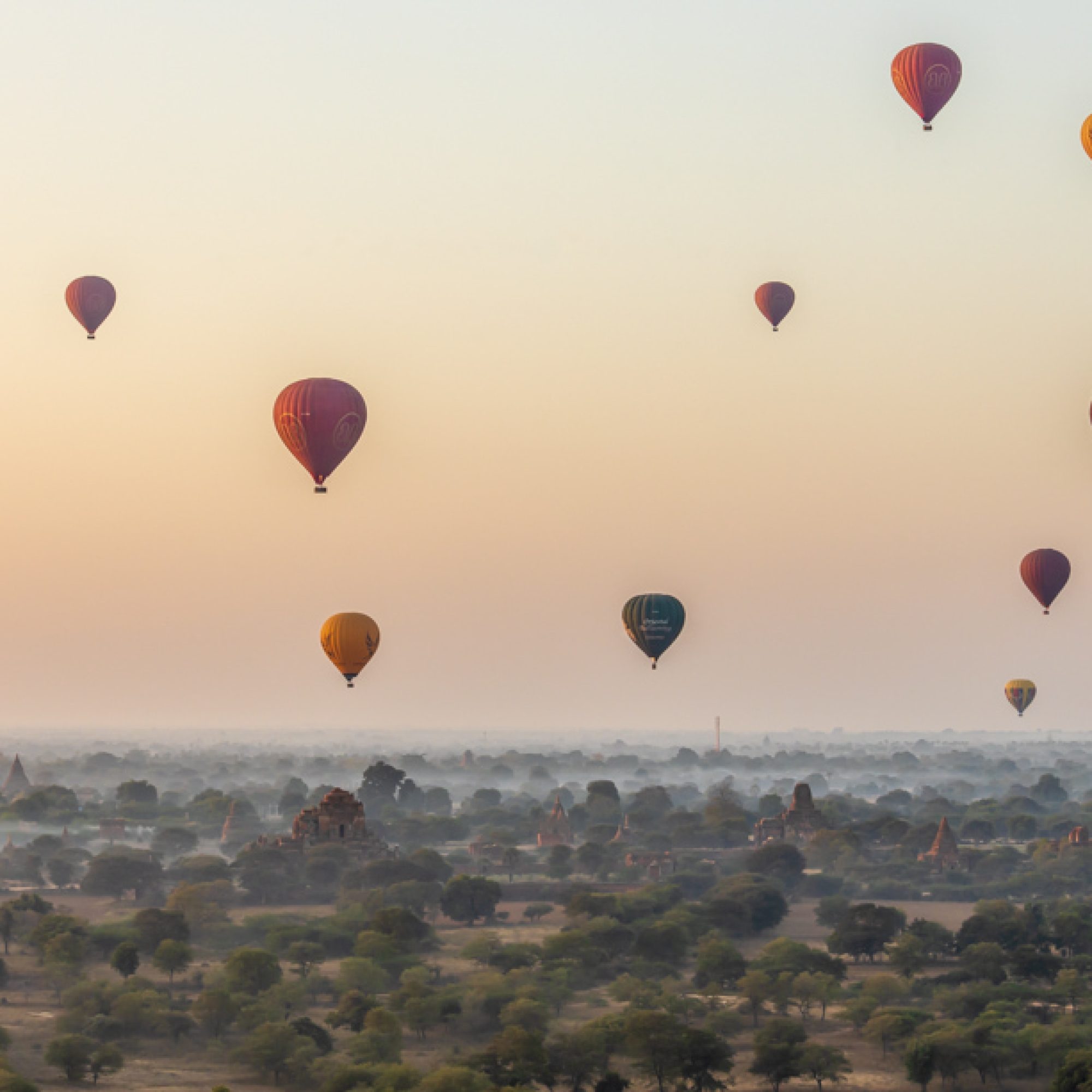 fotografiereis-myanmar-bagan-luchtbalon-tempel-10